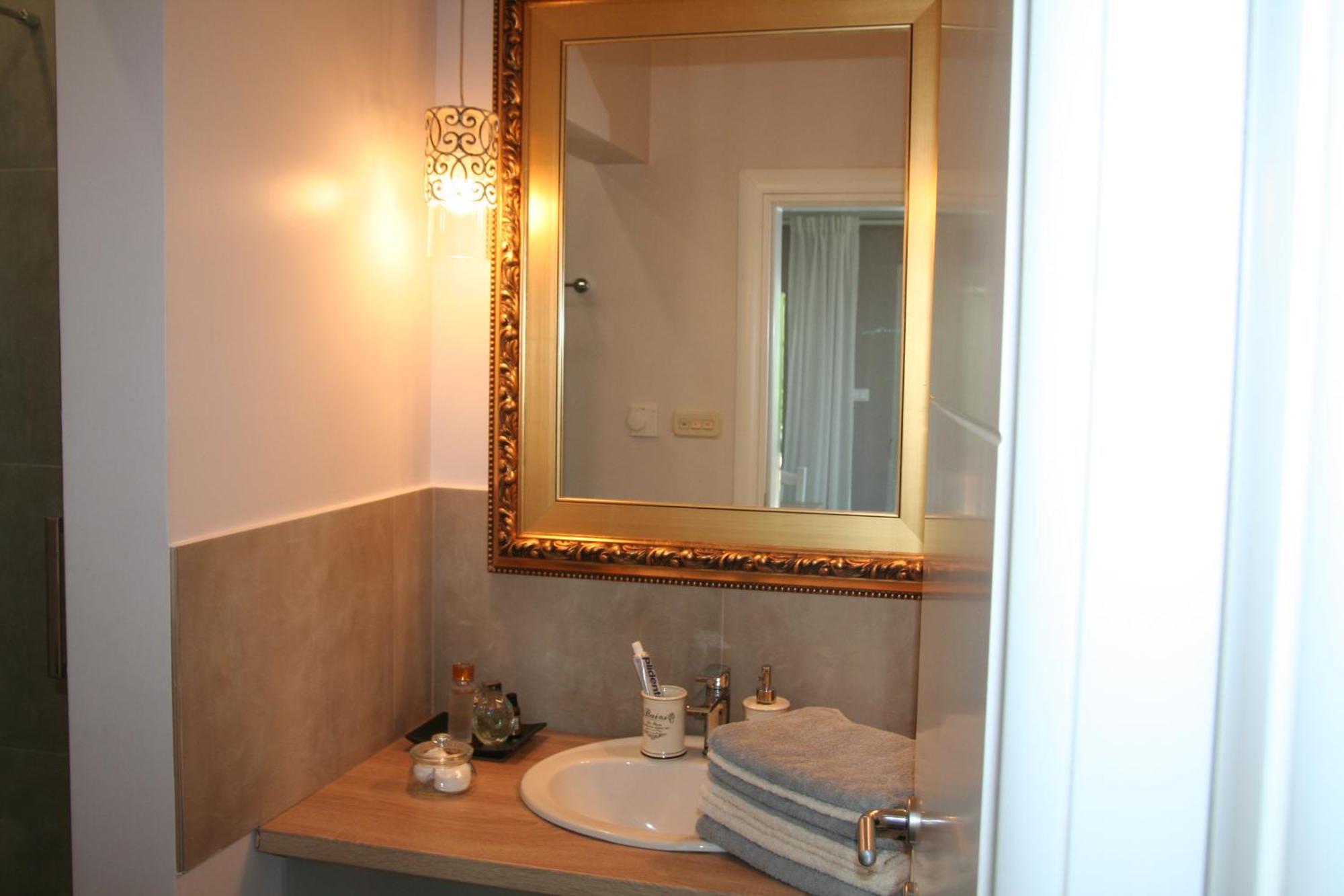 Apartments Soldo Pinezići Kamer foto